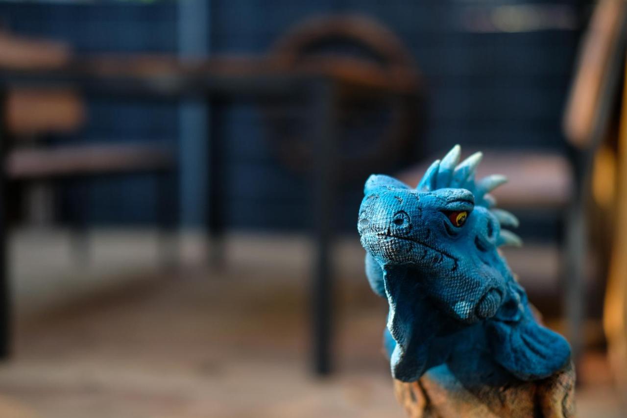 Iguana - Das Tiny Haus Am Reptilienzoo Reptilium 랜다우인더펠즈 외부 사진
